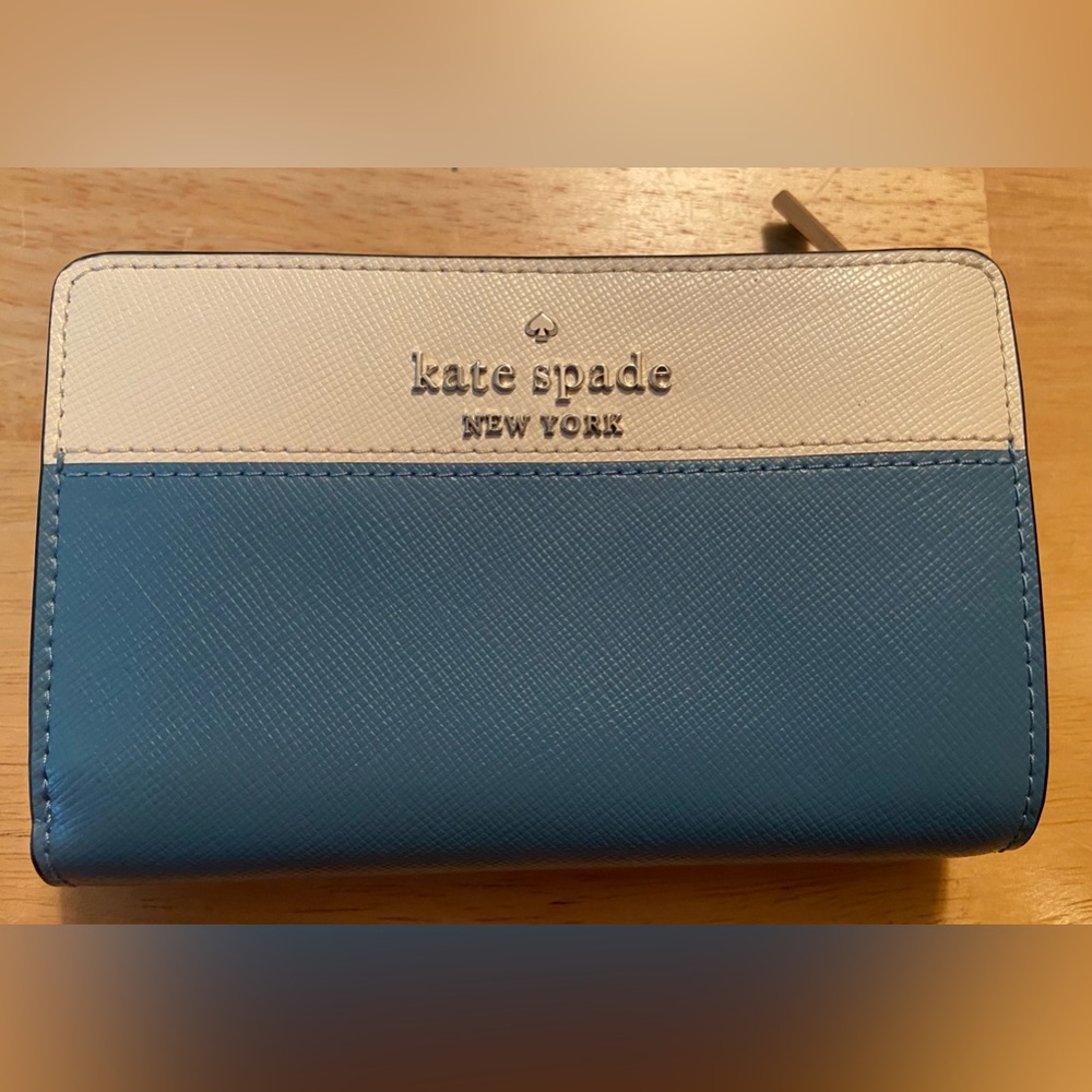 Kate Spade Medium Wallet